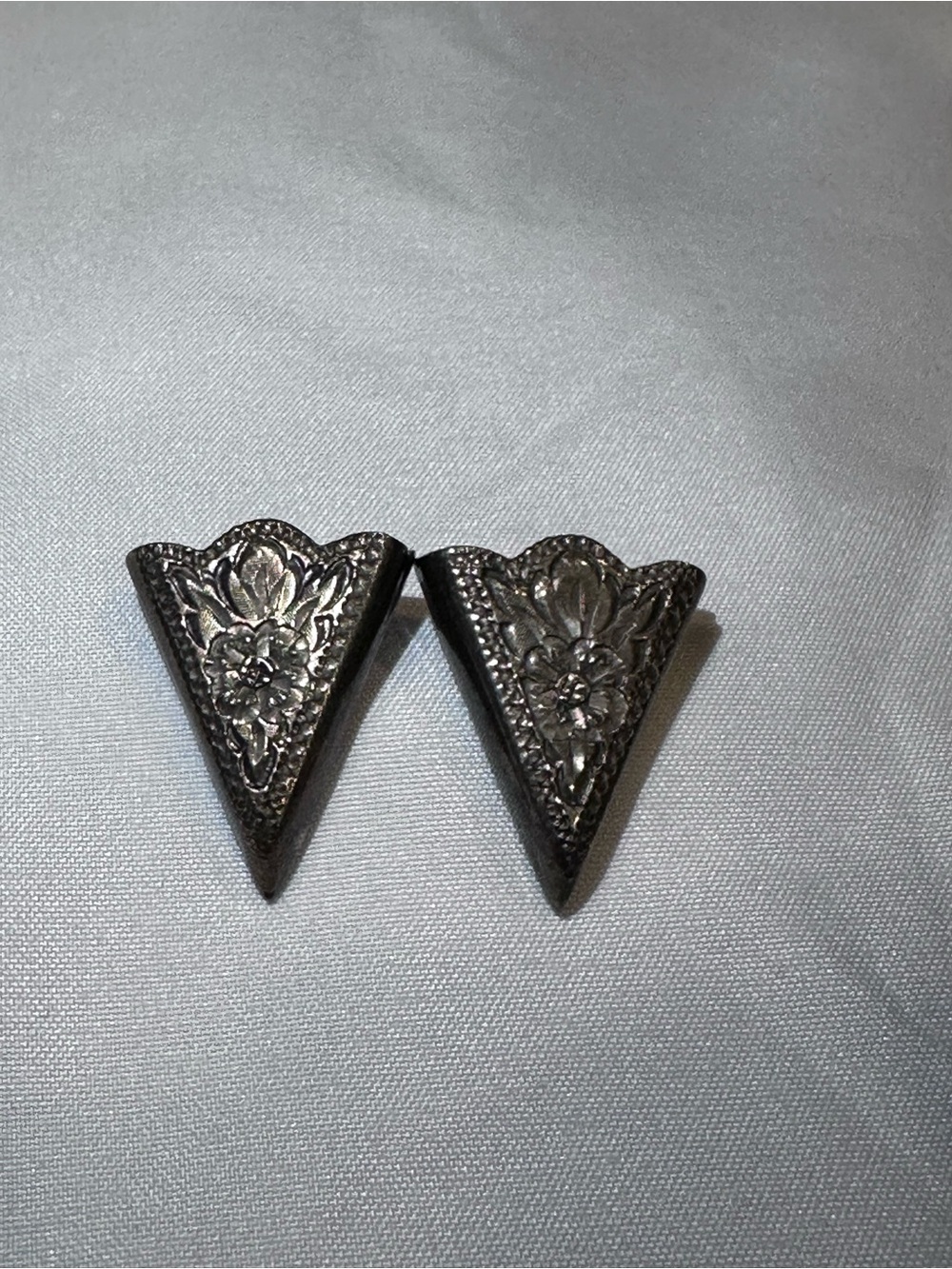 Vintage 1982 Crumrine 22K Gold on Sterling Western Collar Tips.